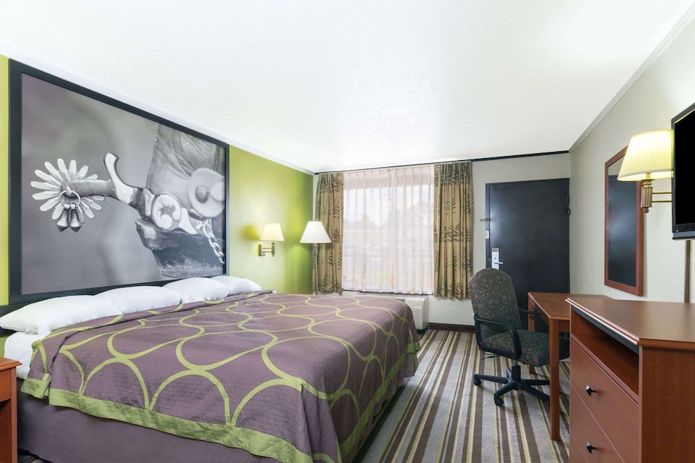 Super 8 By Wyndham Longview/North 19/42