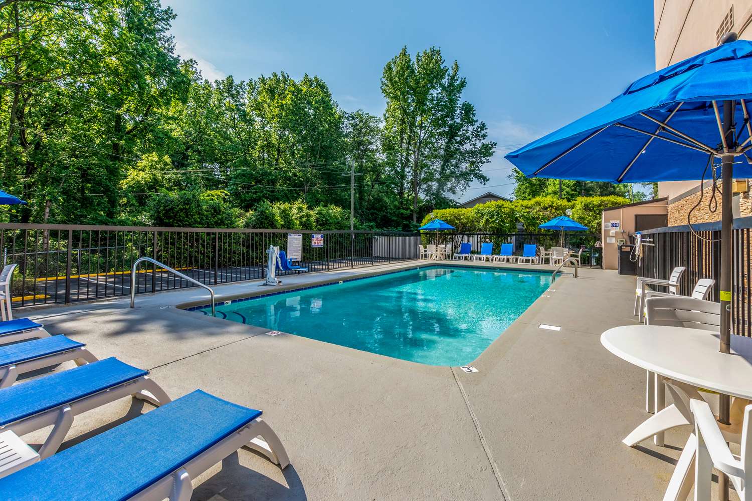 Comfort Inn Charlotte Airport Uptown 39/40