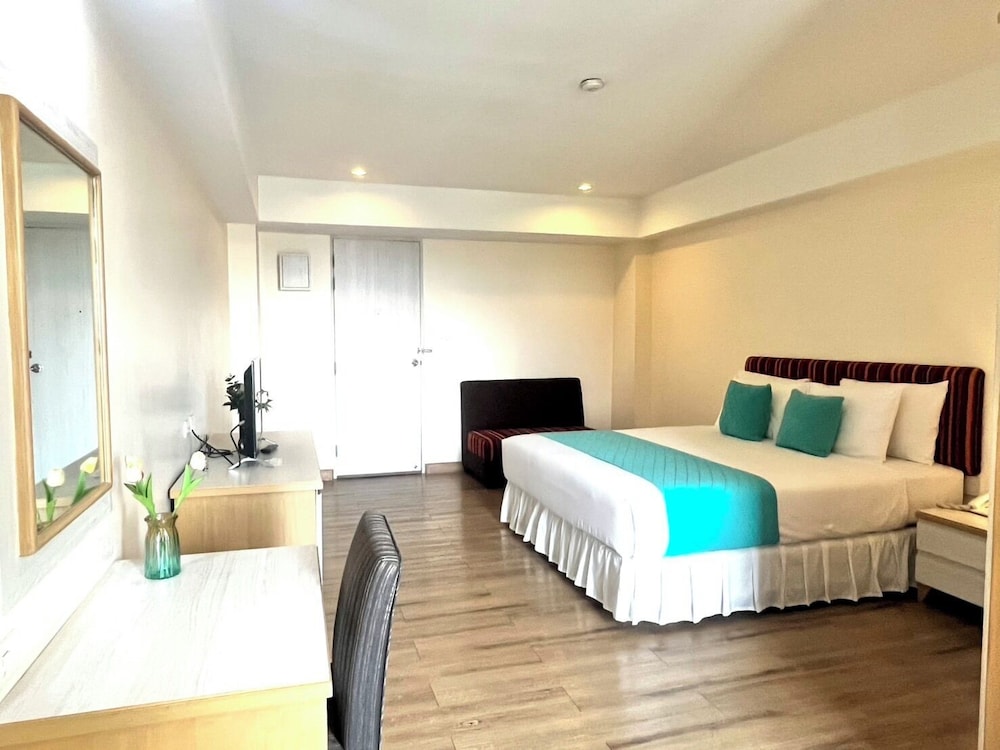 Sky Place Serviced Apartment 17/35