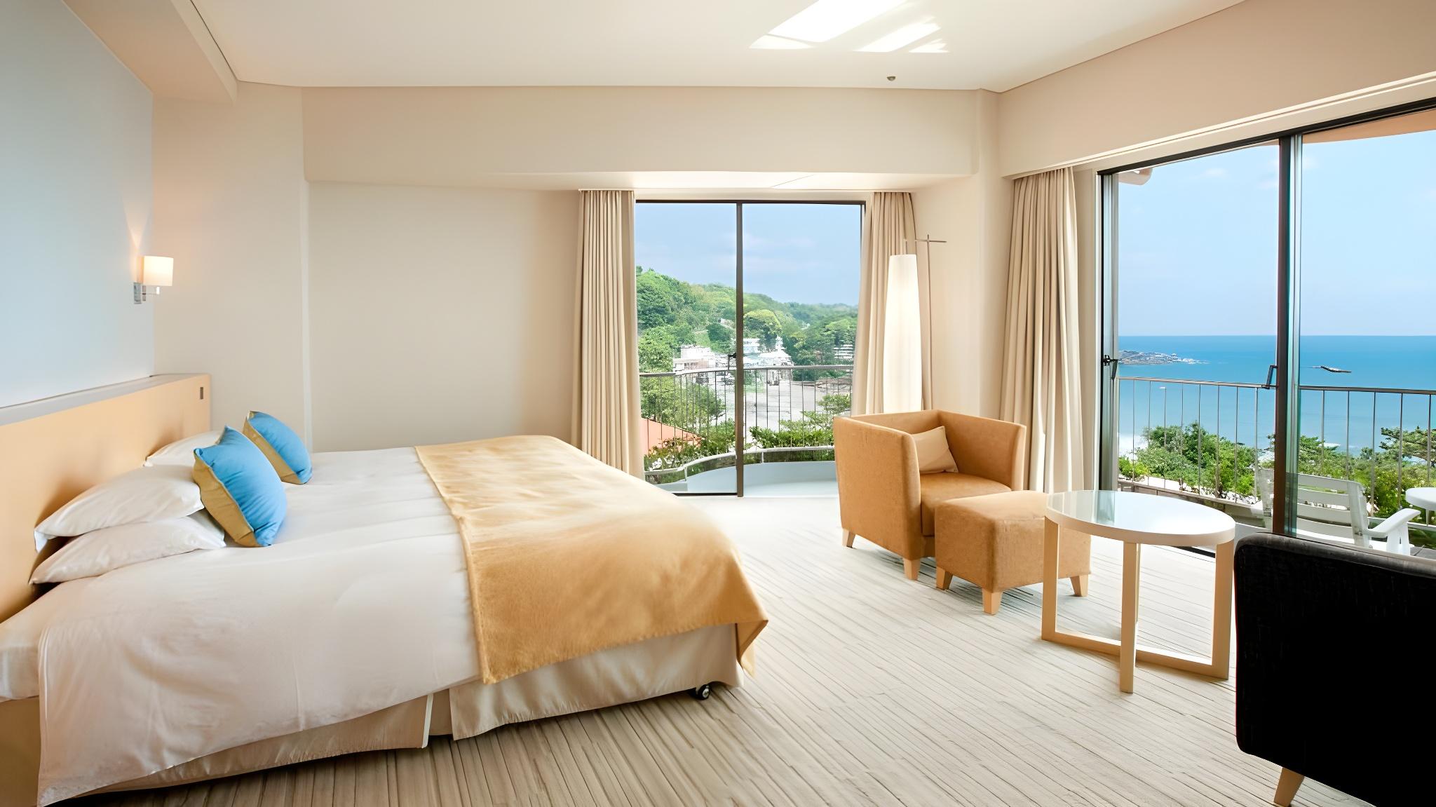 Hollywood, Deluxe, Twin Beds, Ocean View, Corner