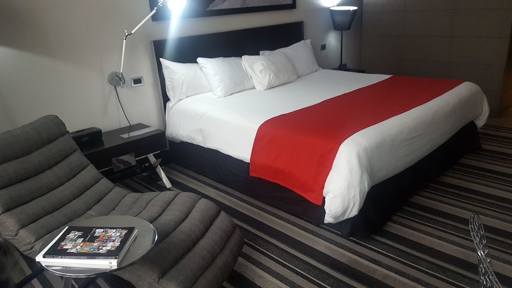 Wyndham Santiago Pettra 32/85