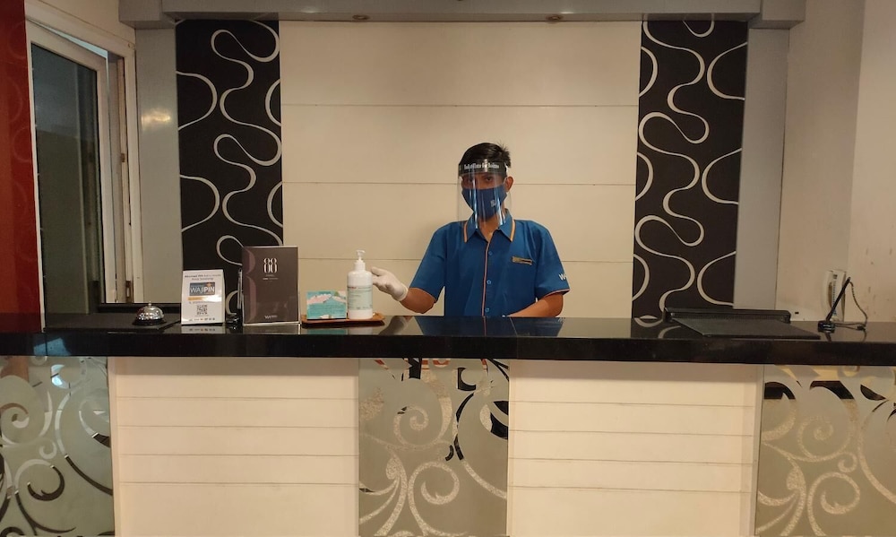 Hotel 88 Jember 7/50