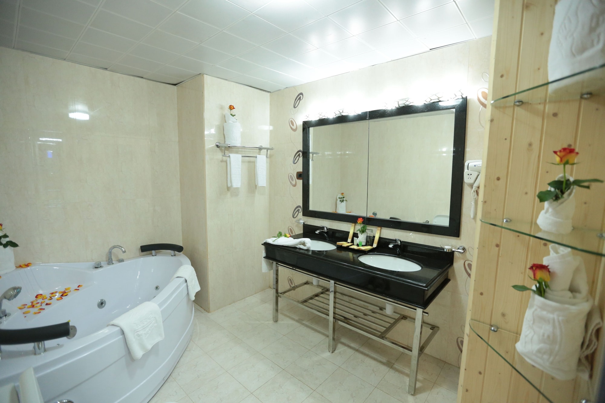 Standard, Single, Double Bed, Friendship International Hotel 3/3