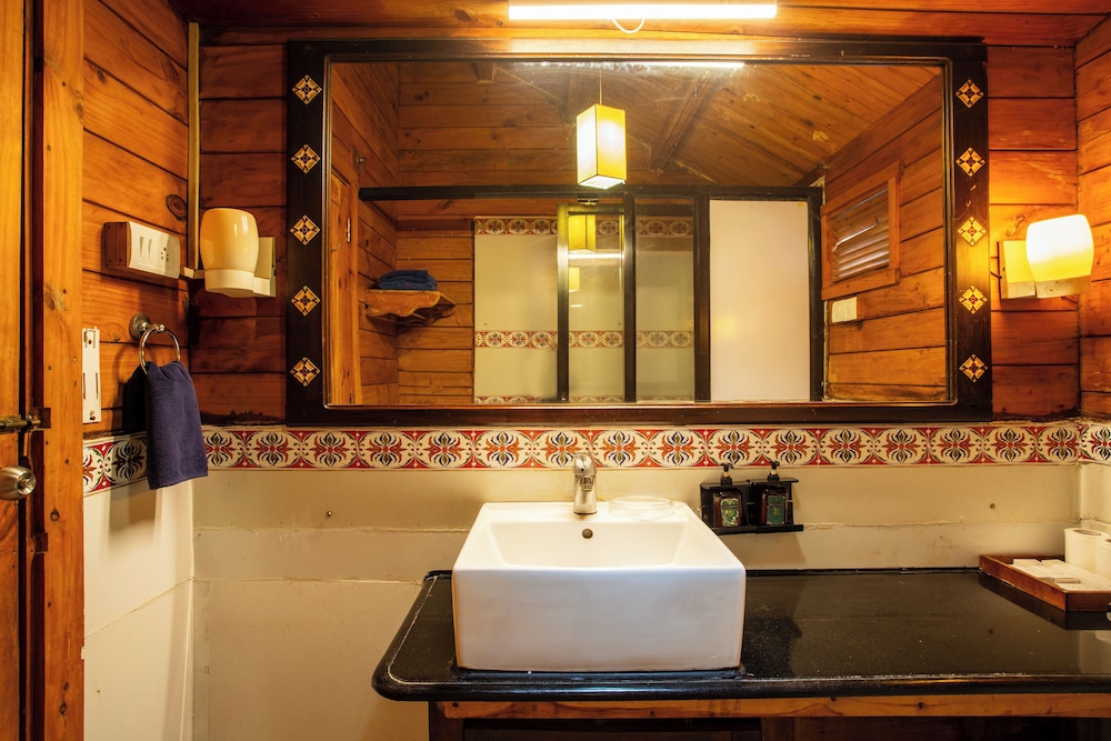 Stonewater Eco Resort 49/50