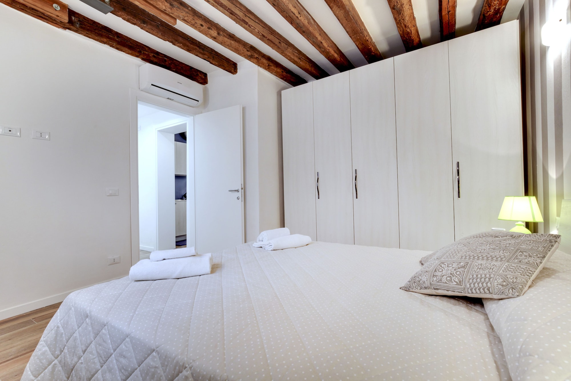 1 BEDROOM, BASIC, APARTMENT, RIVER VIEW