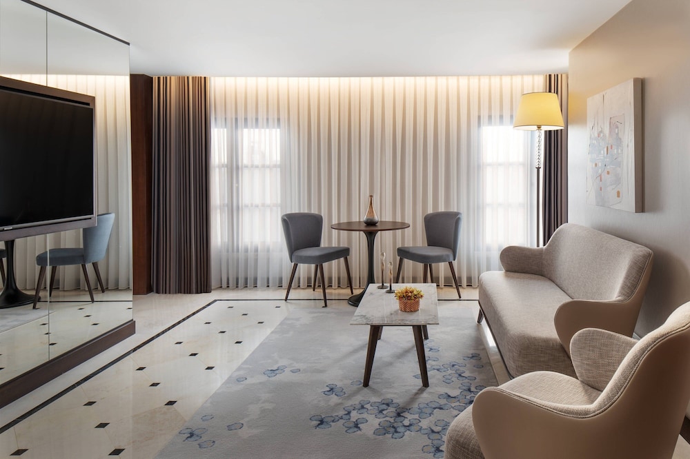 Jw Marriott Istanbul Bosphorus 26/43