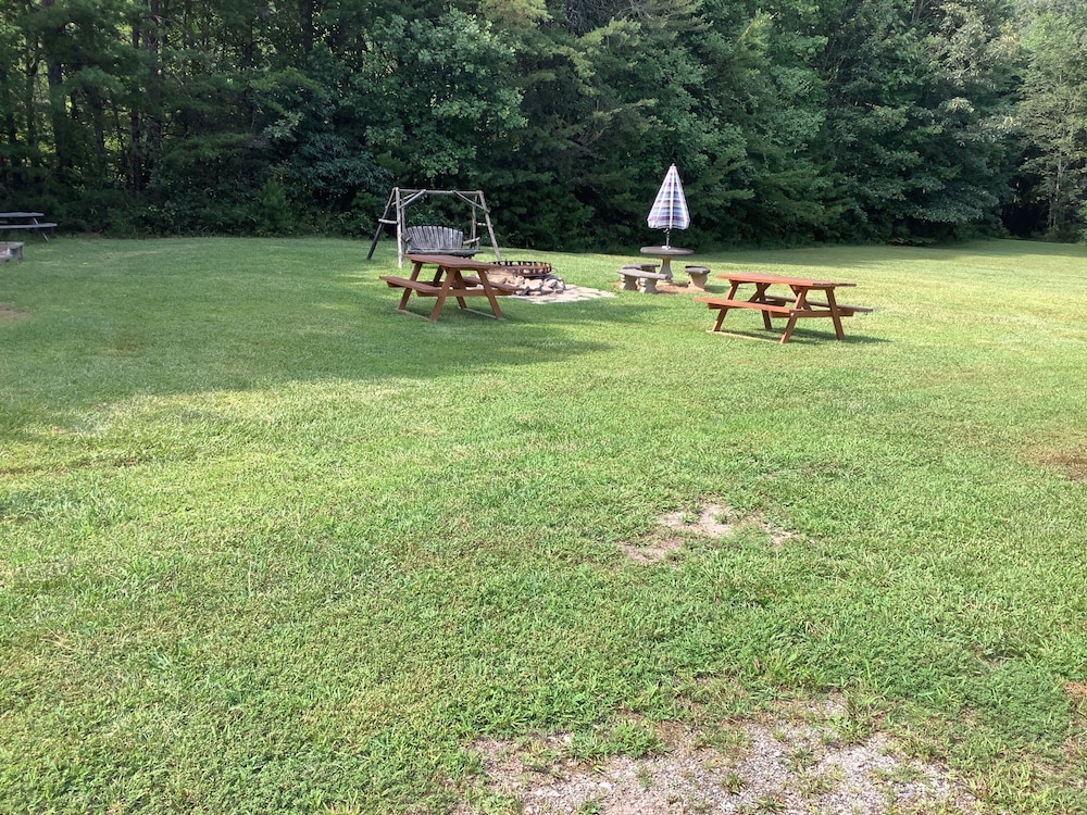 Nacoochee Valley Rentals 39/50