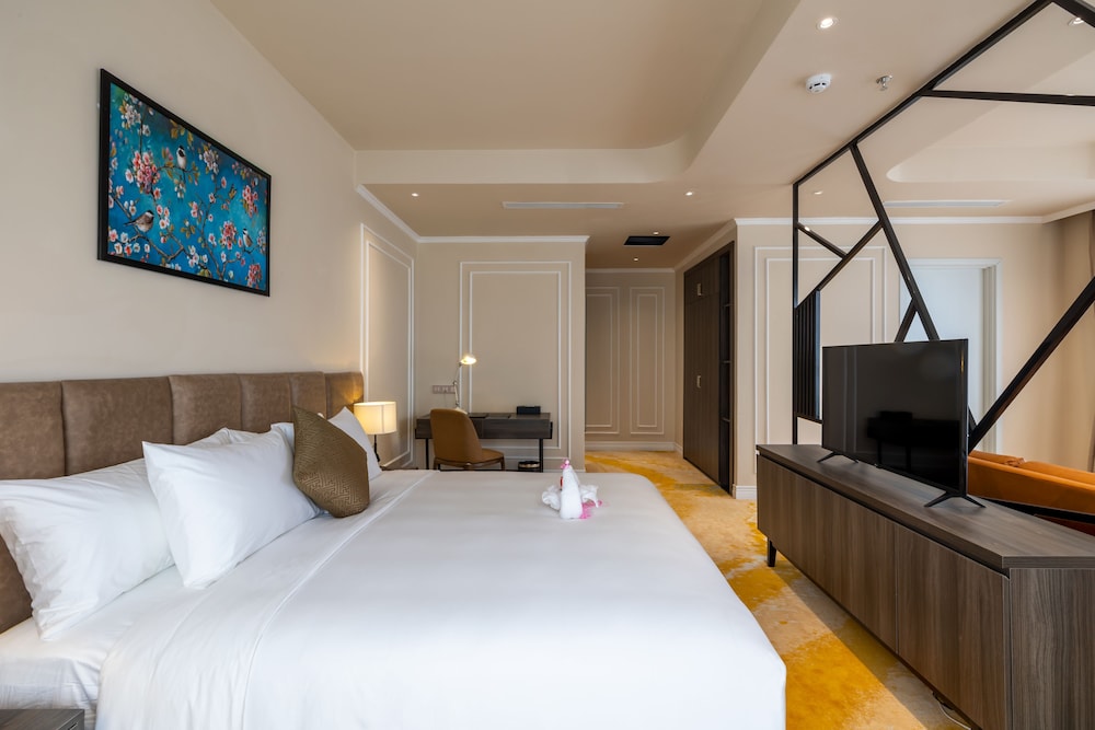La Vela Hue Hotel 8/50