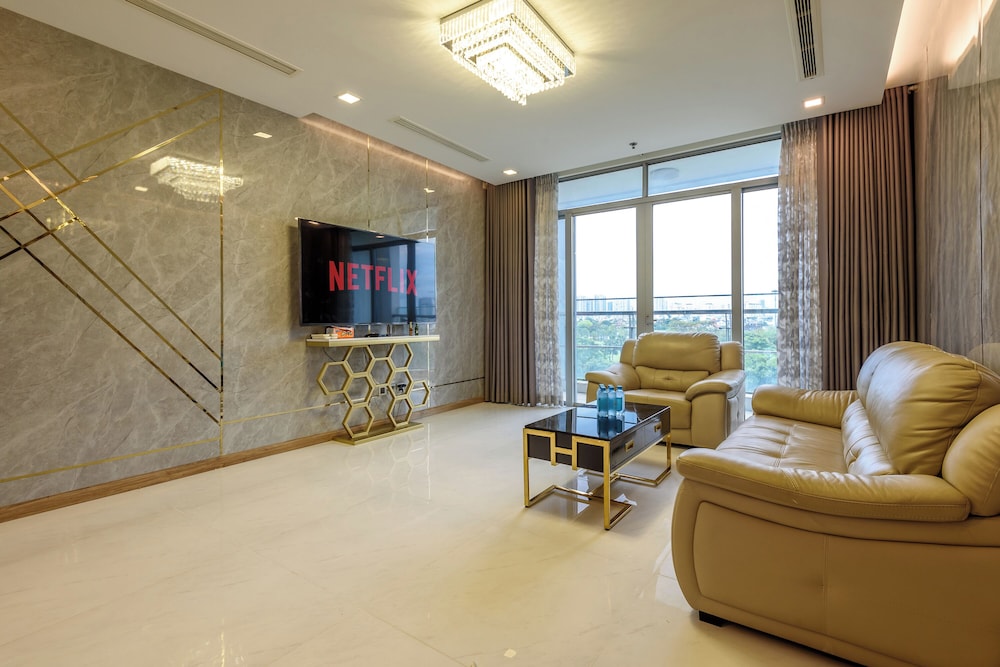 Homes By Christine Vinhomes Central Park 26/50
