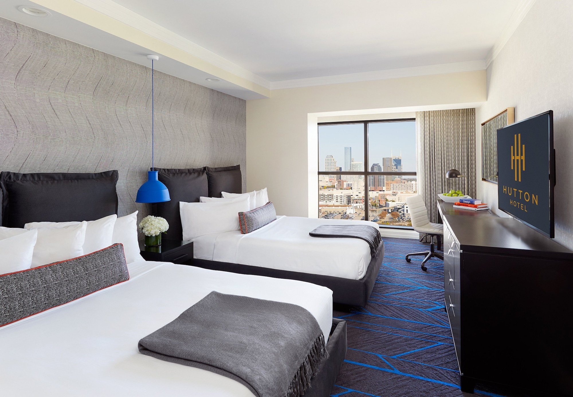 Premier, 2 Queen Beds, Accessible