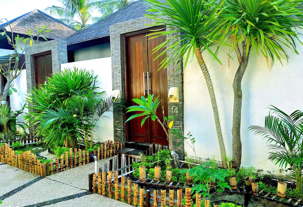 The Trawangan Resort 6/77