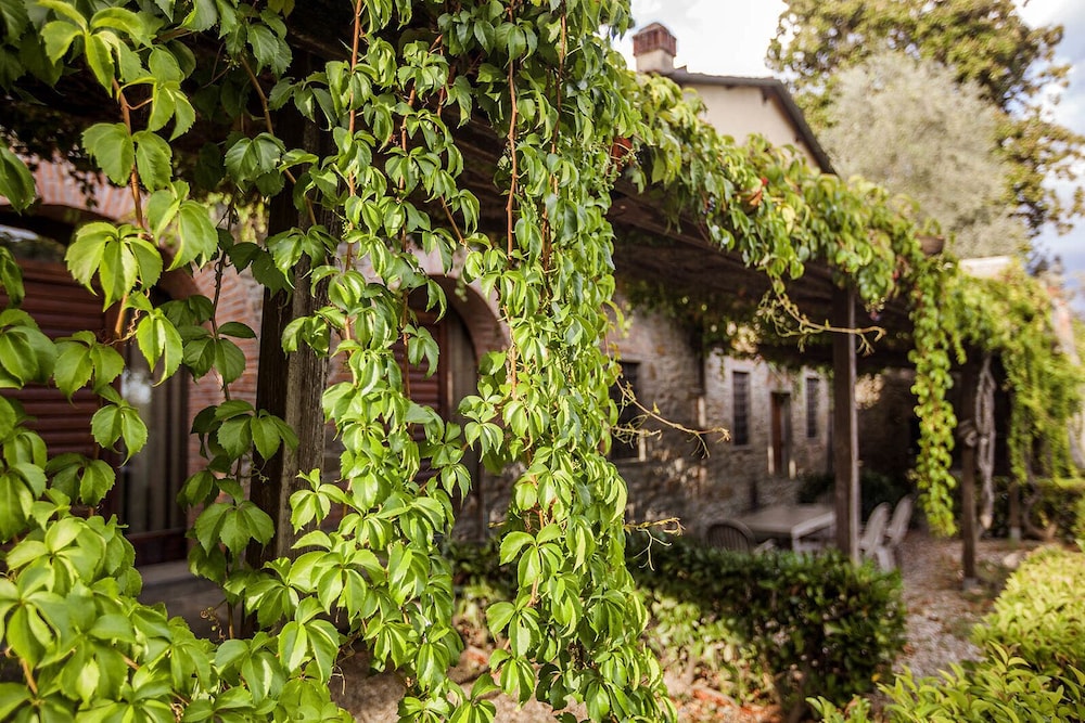 Villa Norcenni 71/75