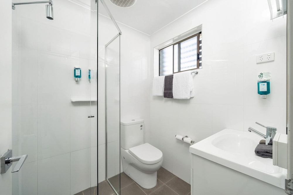 JERVIS BAY MOTEL 62/71