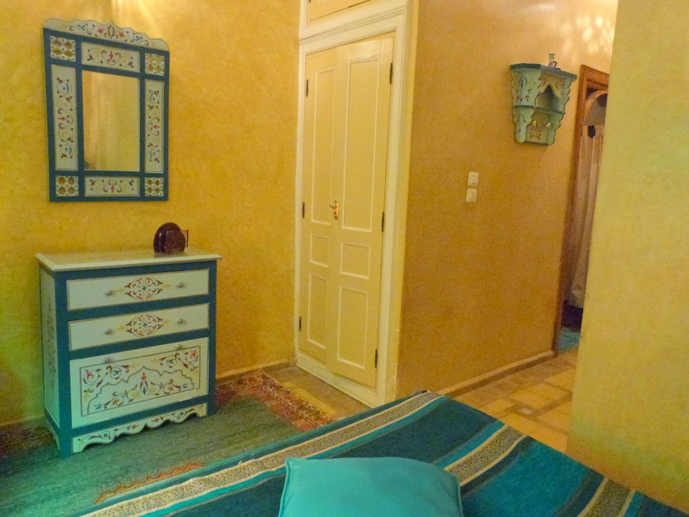 RIAD HABIB 27/42