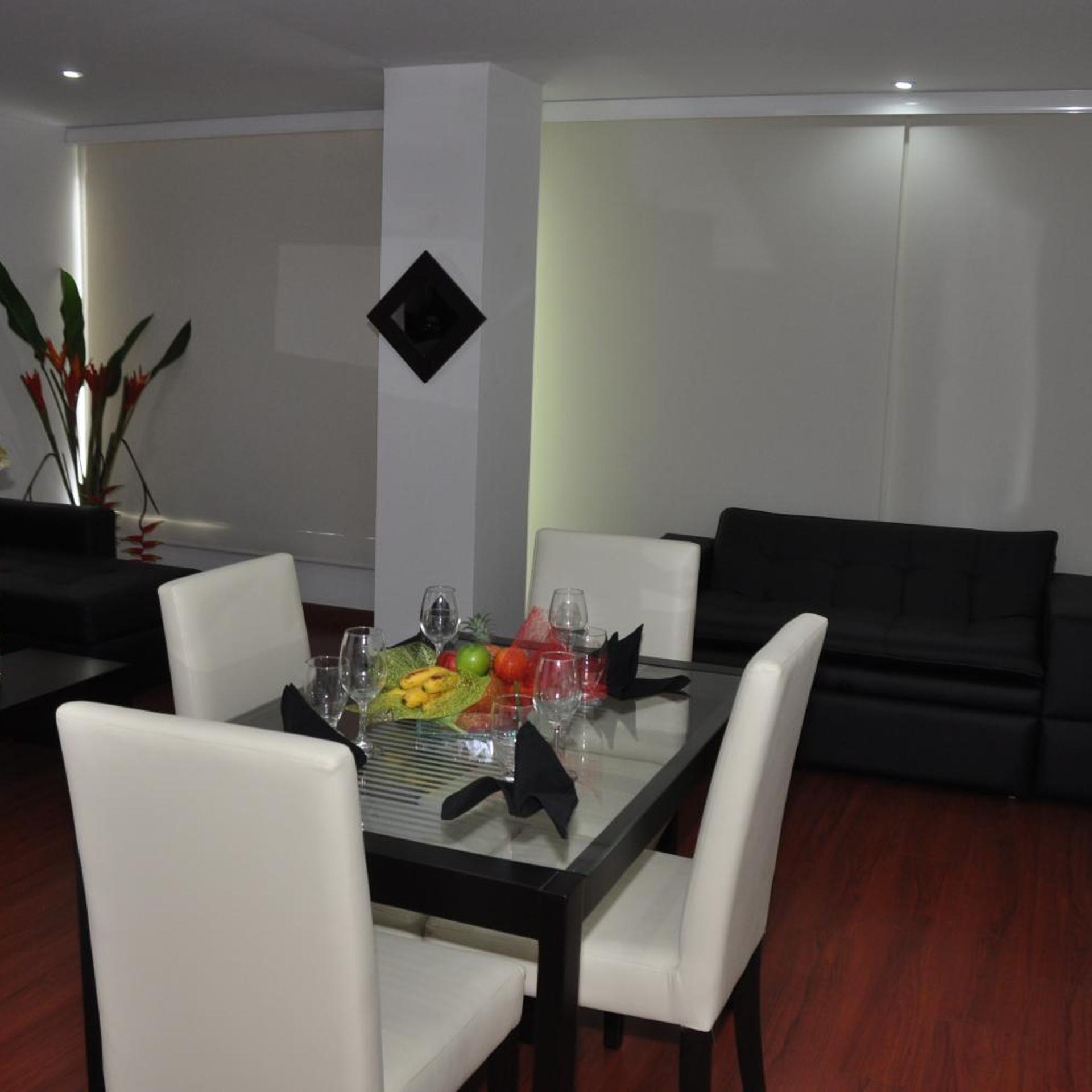Apartasuites Plaza Modelia 29/40