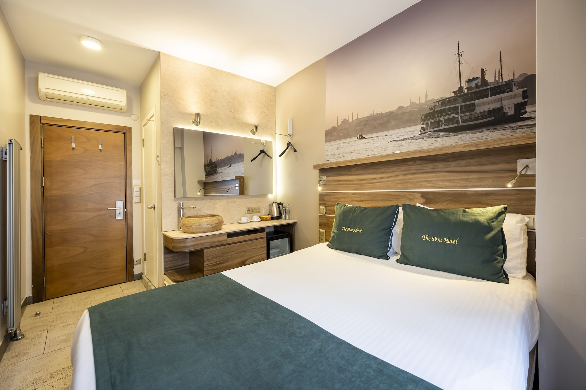 Lanai, Comfort, Twin Beds, City View، The Pera 8/10