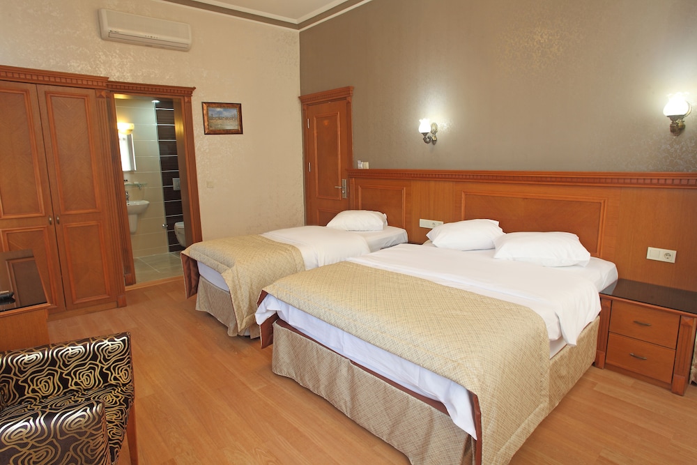 Hotel New House 15/68