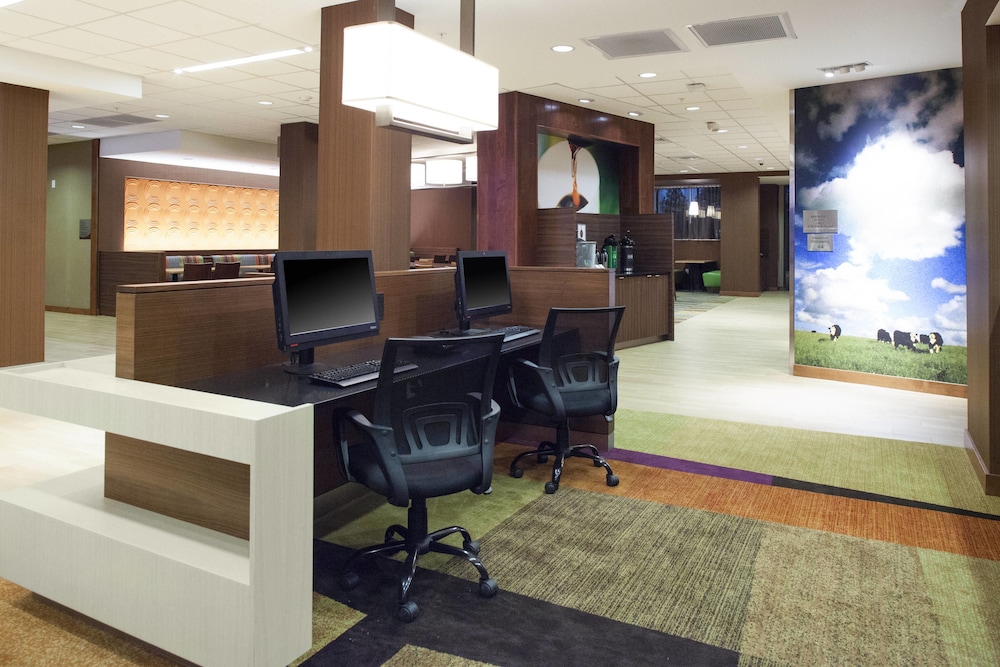 Fairfield Inn Suites Flagstaff East 38/38