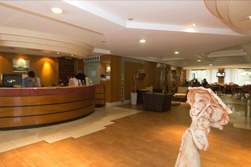San Remo City Hotel 5/50
