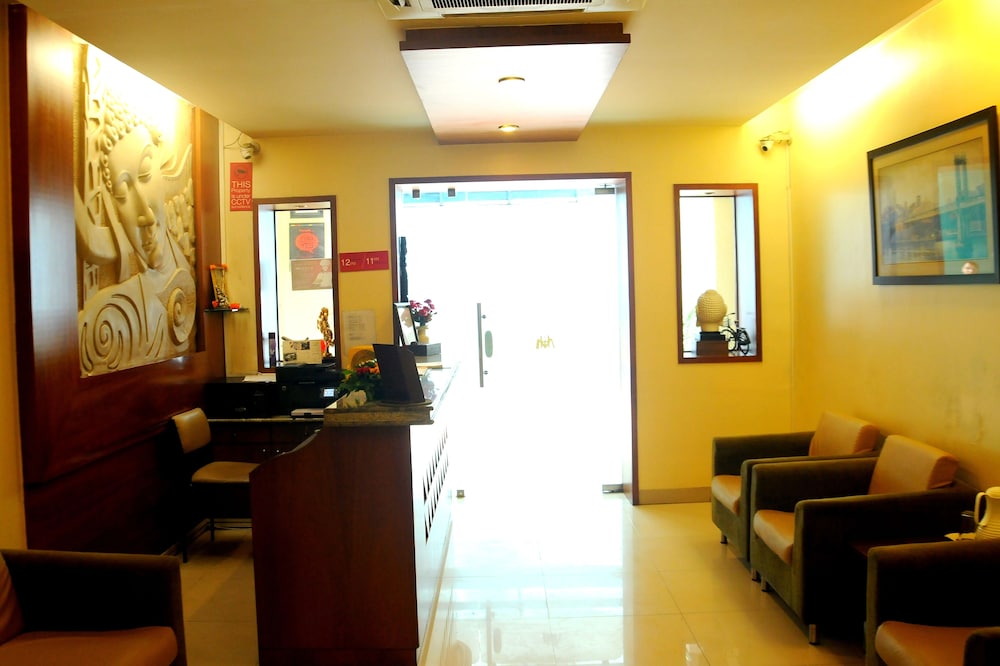 HOTEL MADHAV 28/34