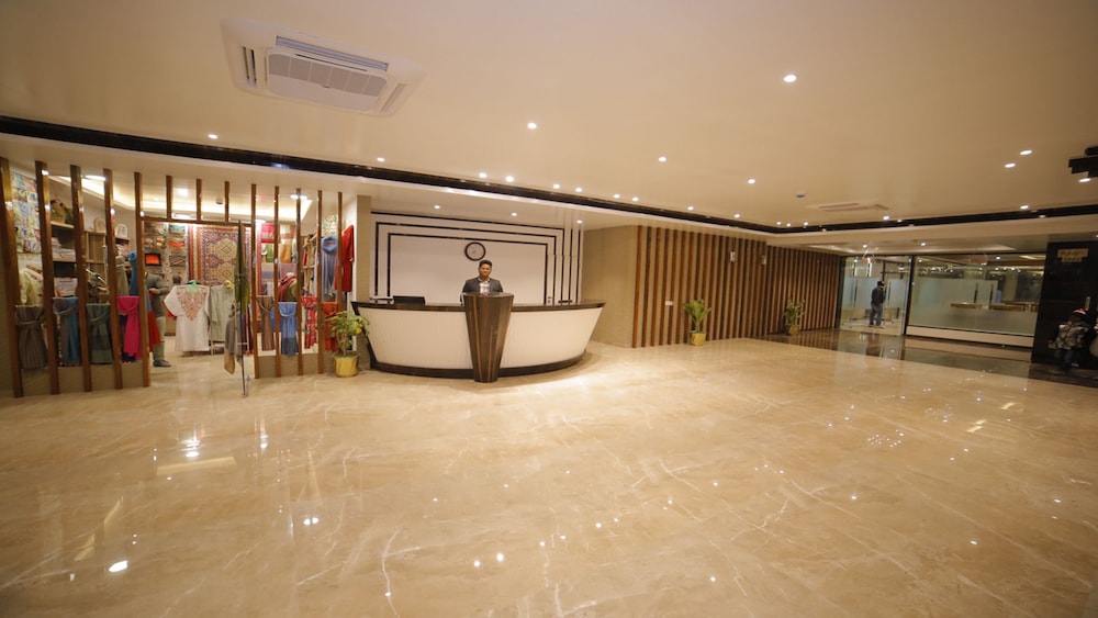 Dhamma Grand Hotel Resort 9/31
