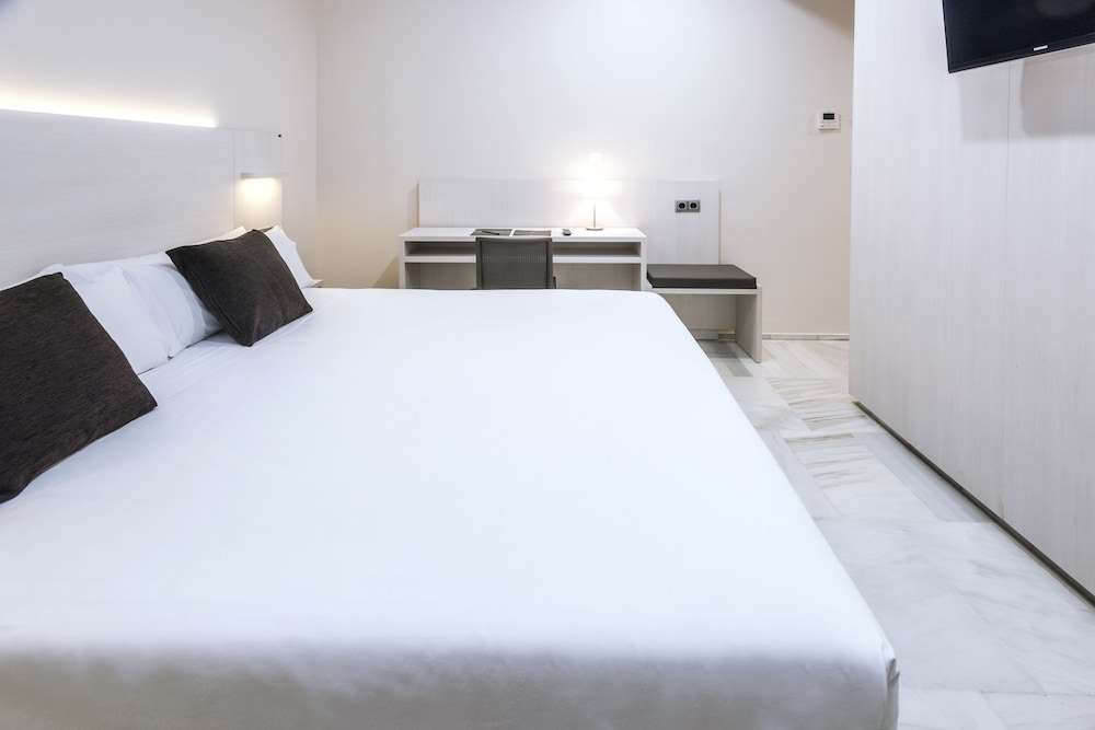 Serhs Carlit Boutique Hotel 33/66