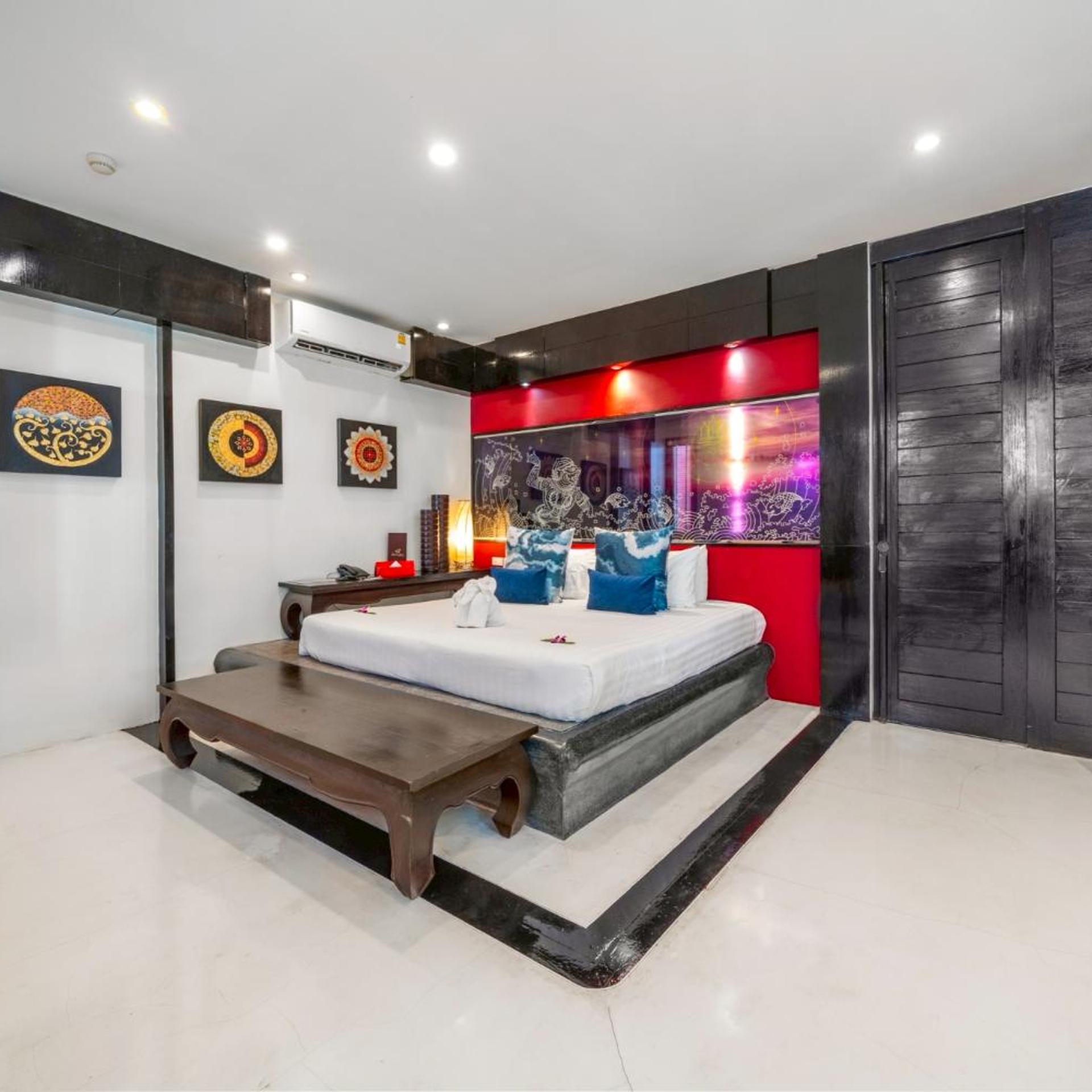 Boutique, Deluxe, Double or Twin Bed
