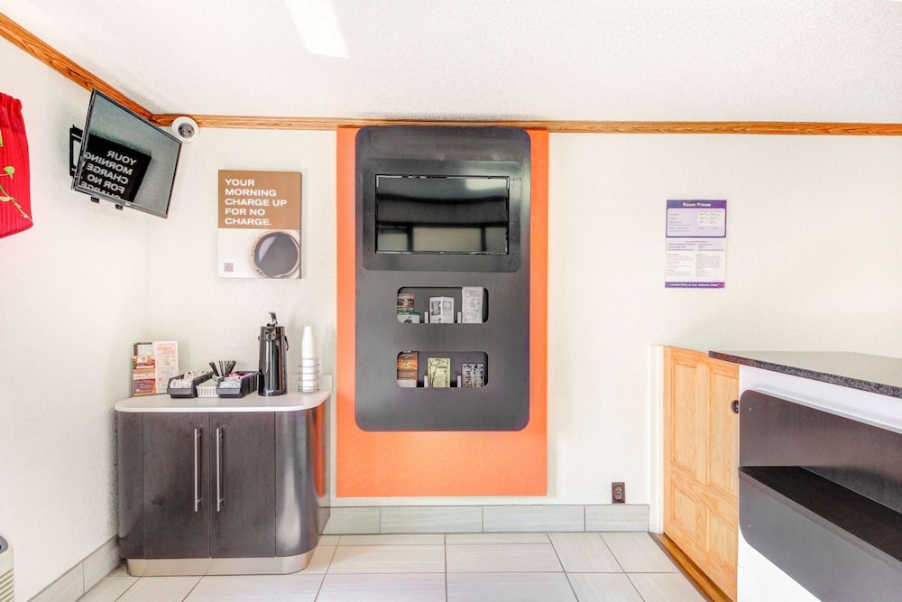 Motel6 Wichita, Kansas 10/57