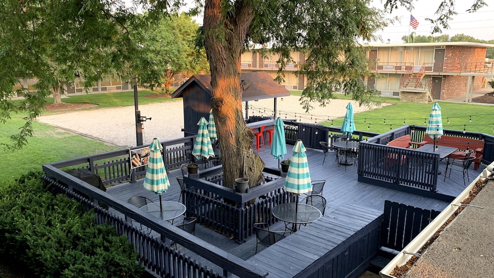 Norfolk Country Inn Suites 3/37