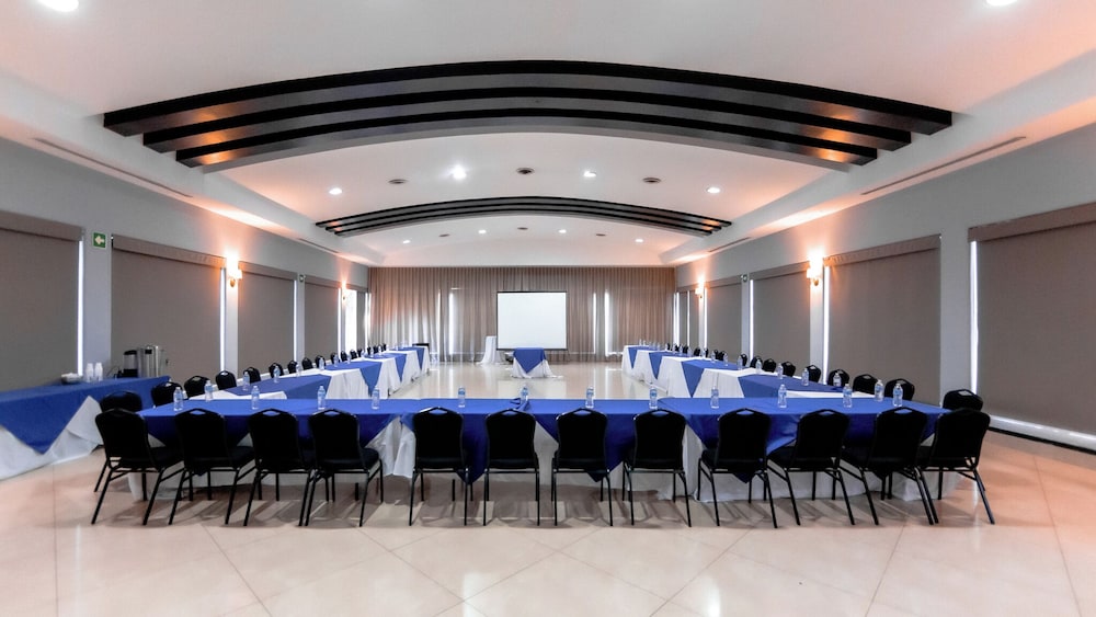 InHouse Select Hacienda Tres Rios 51/70