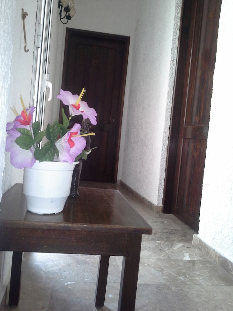 Despina Hotel 4/27