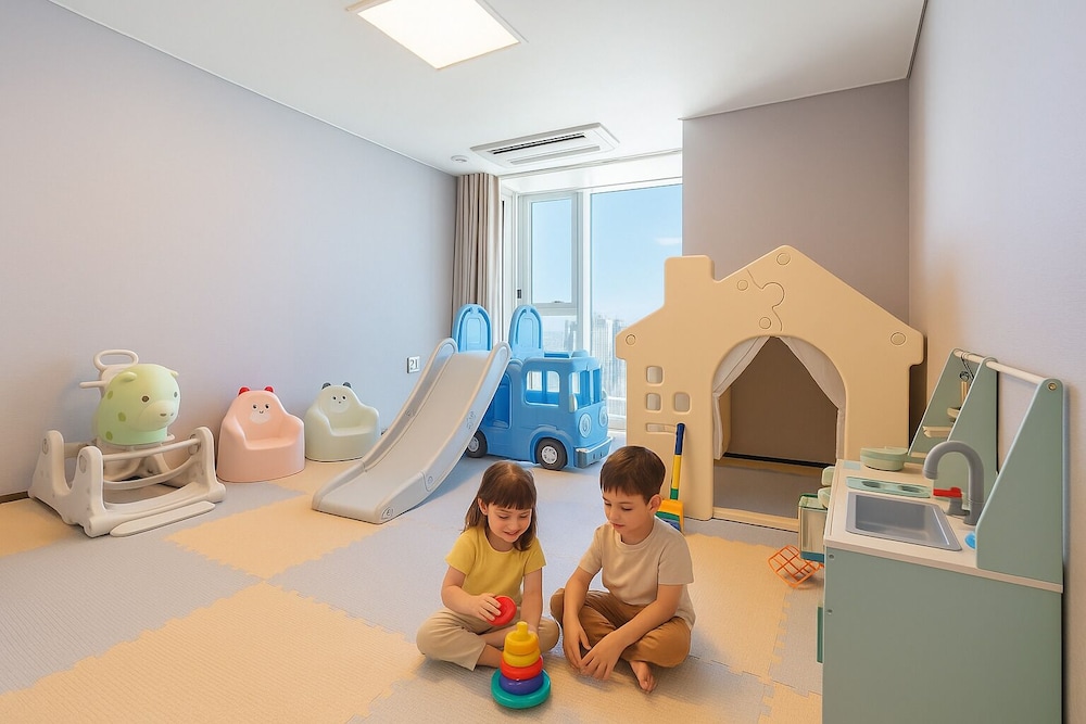 LCT Residence Y Collection 33/50