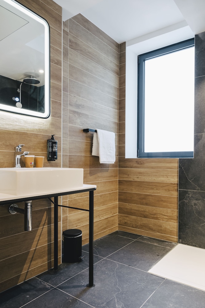 ibis Rouen Centre Rive Droite Pasteur 3/49