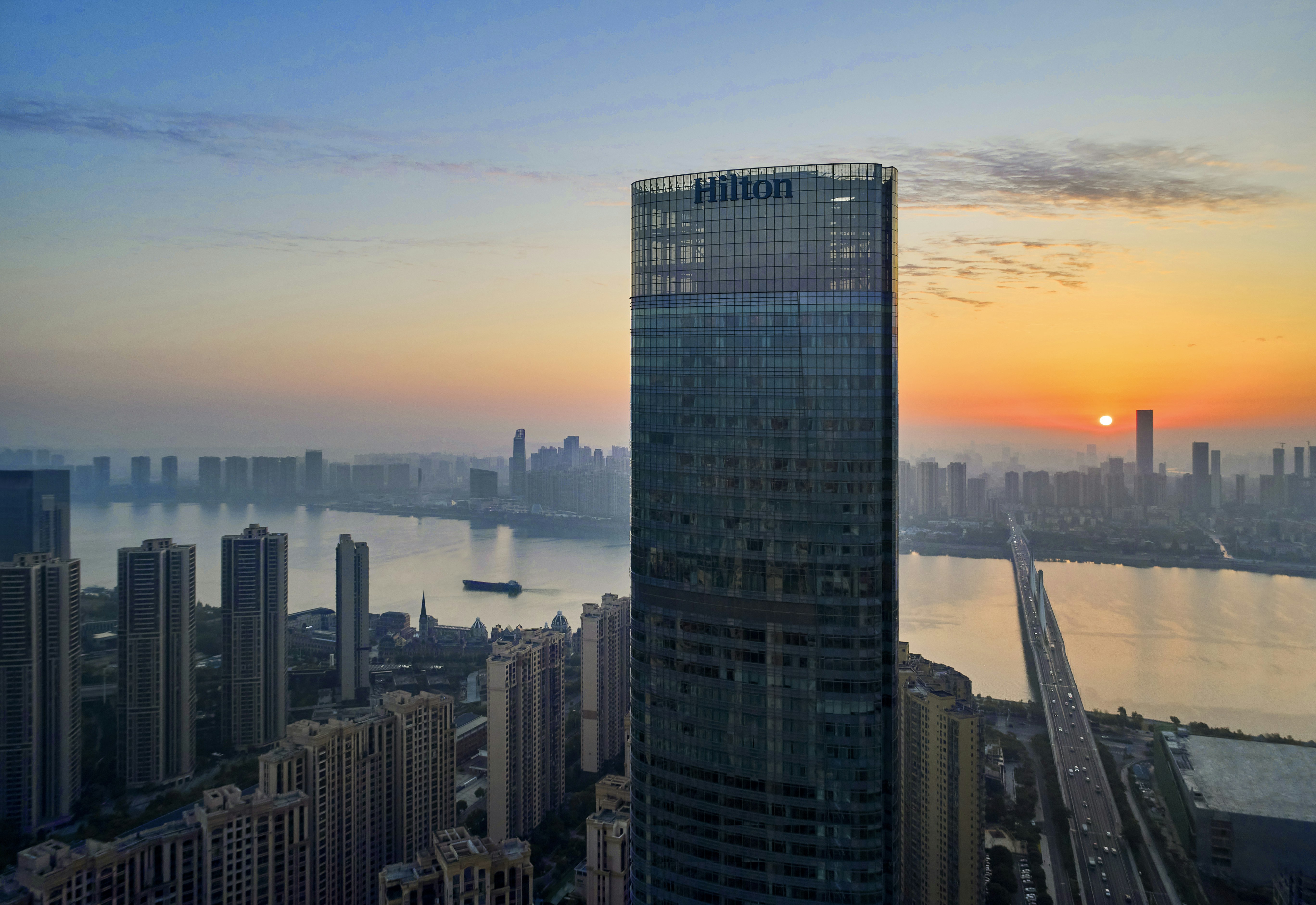 Hilton Changsha Riverside 70/76