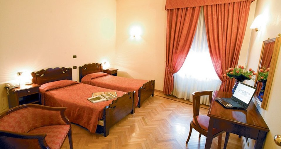 Alla Rocca Hotel 4/26