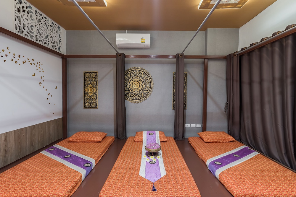 Altera Hotel And Residence Pattaya 47/62