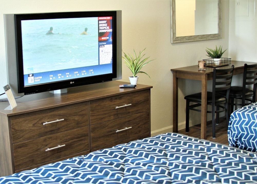 Stay Plus Extended Stay Suites 9/33