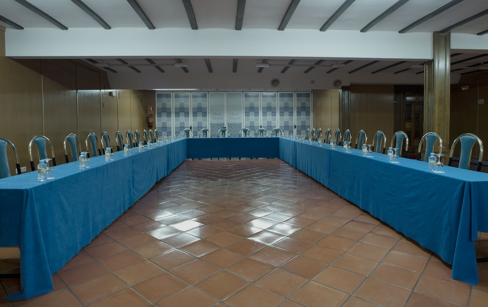 Maria Cristina Hotel 60/72