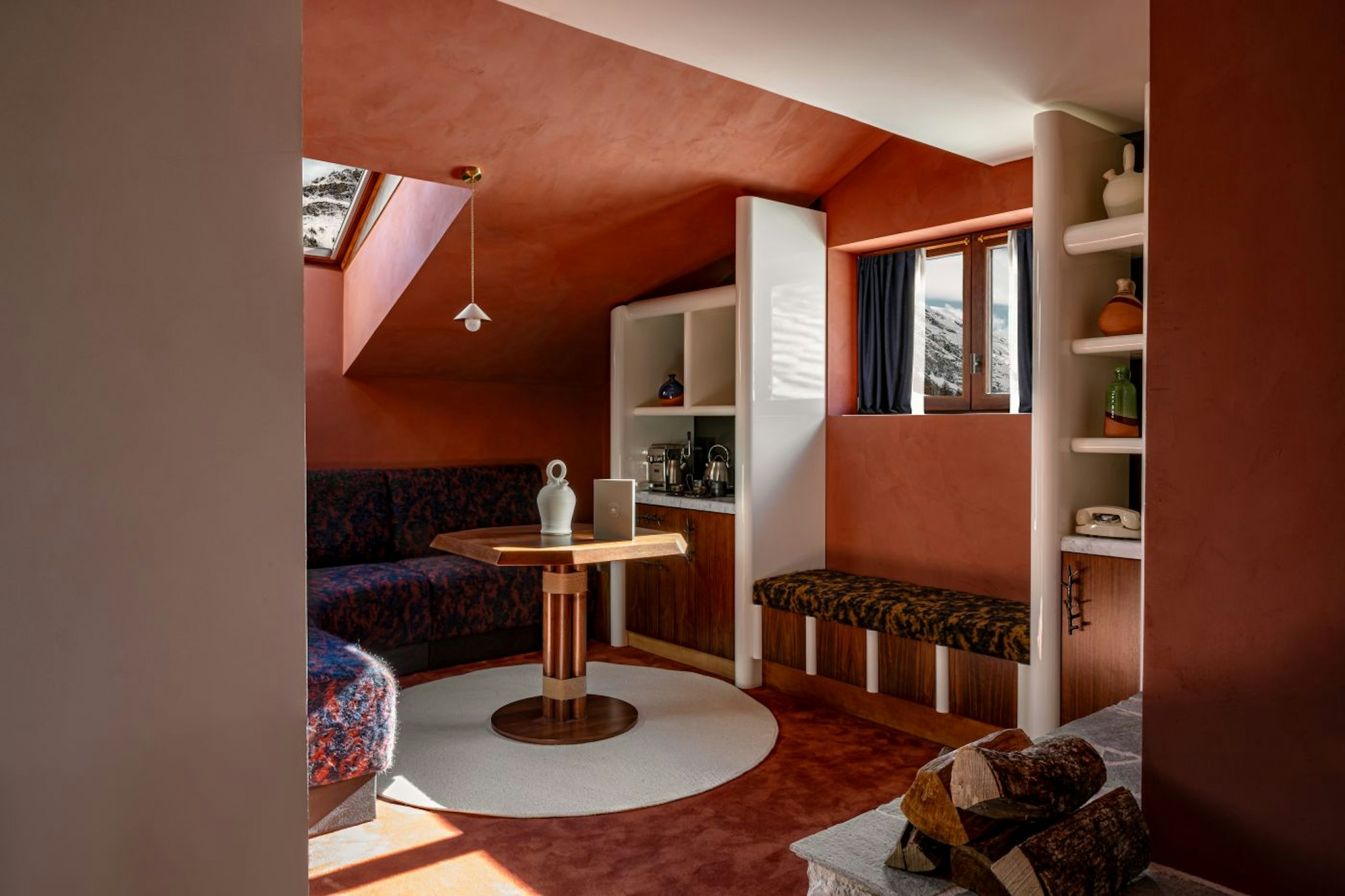 Experimental Chalet Val D-Isere 47/64