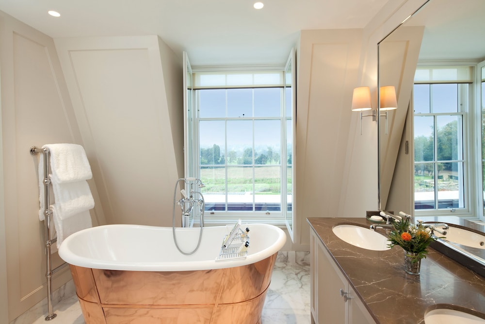 Coworth Park Dorchester Collection 76/77