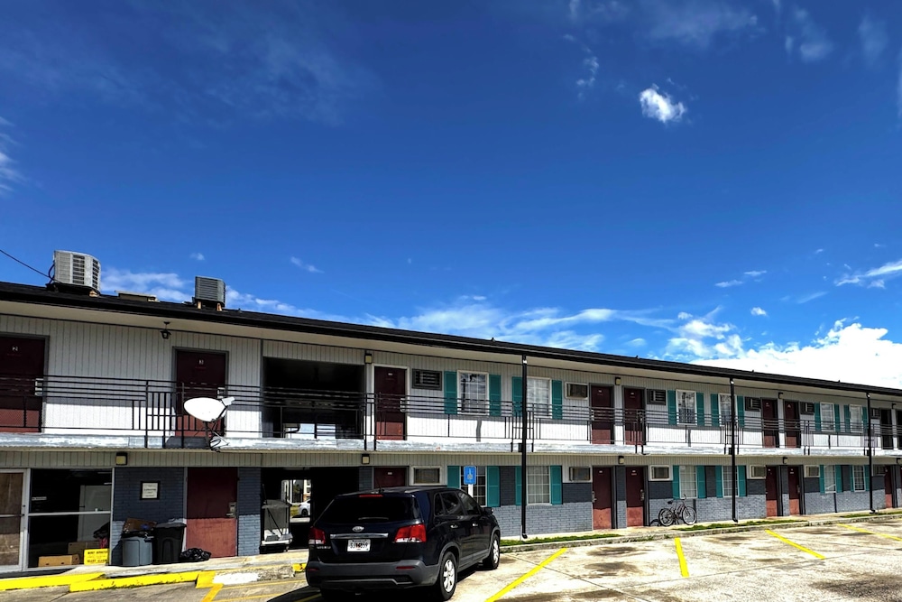 OYO Briarwood Motel 1/49