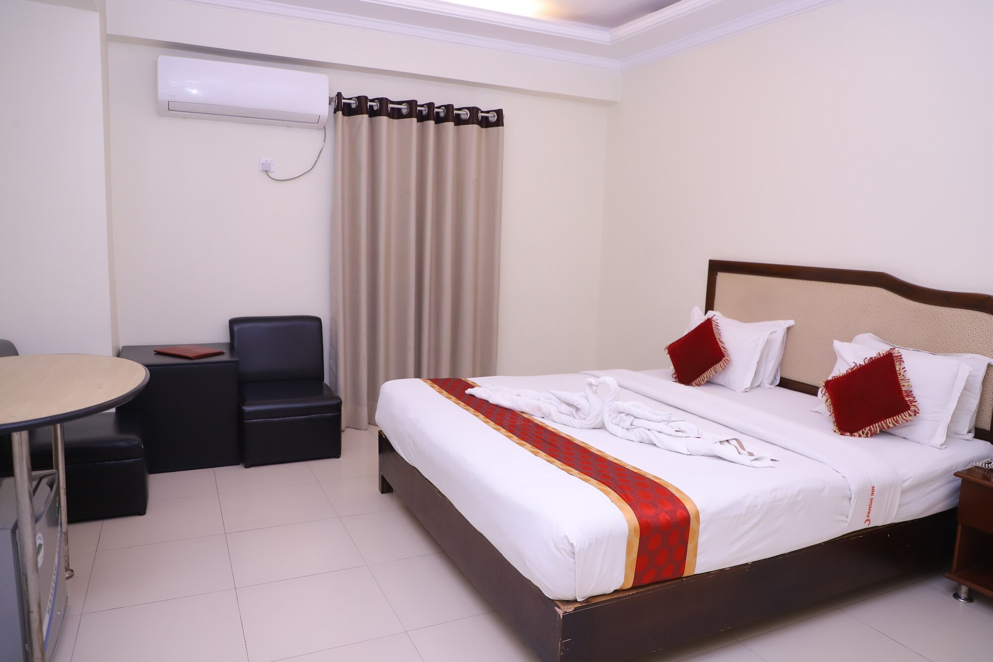 Deluxe, Single, Single Bed