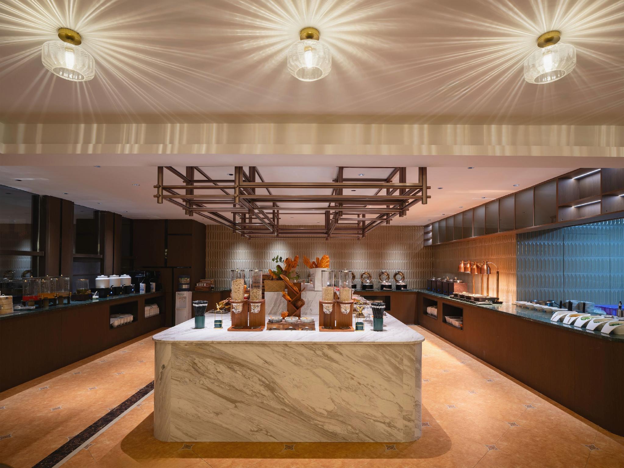 Vienna International Hotel Kunming (West Guangfu Road Station Branch) 15/48