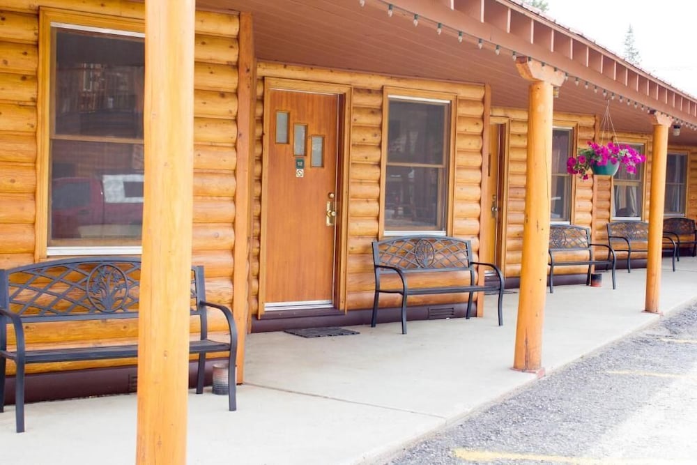 Lone Eagle Lodge 15/66