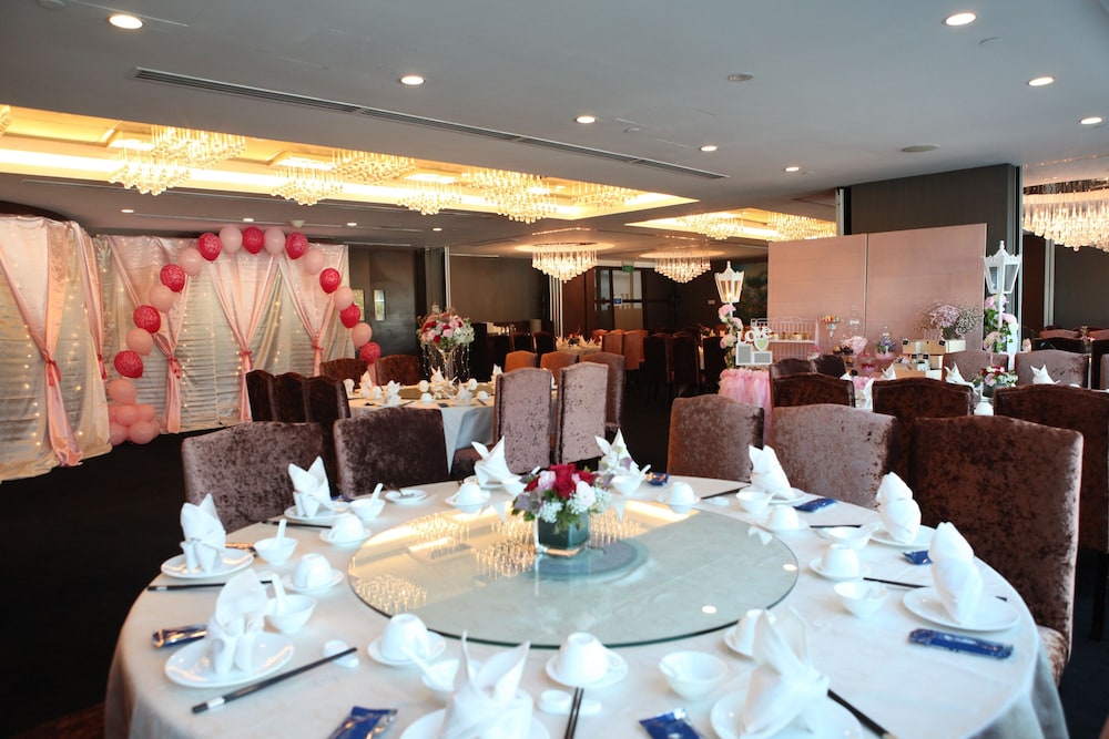 One 15 Marina Club 45/66
