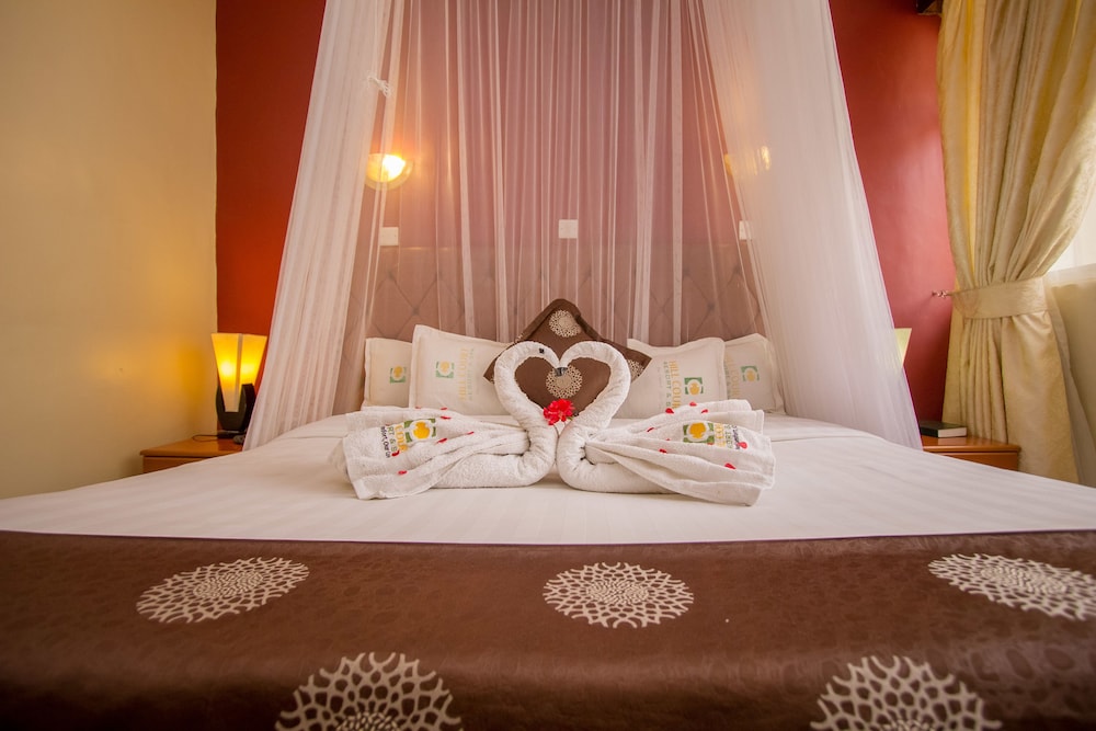 EXECUTIVE, DOUBLE BED