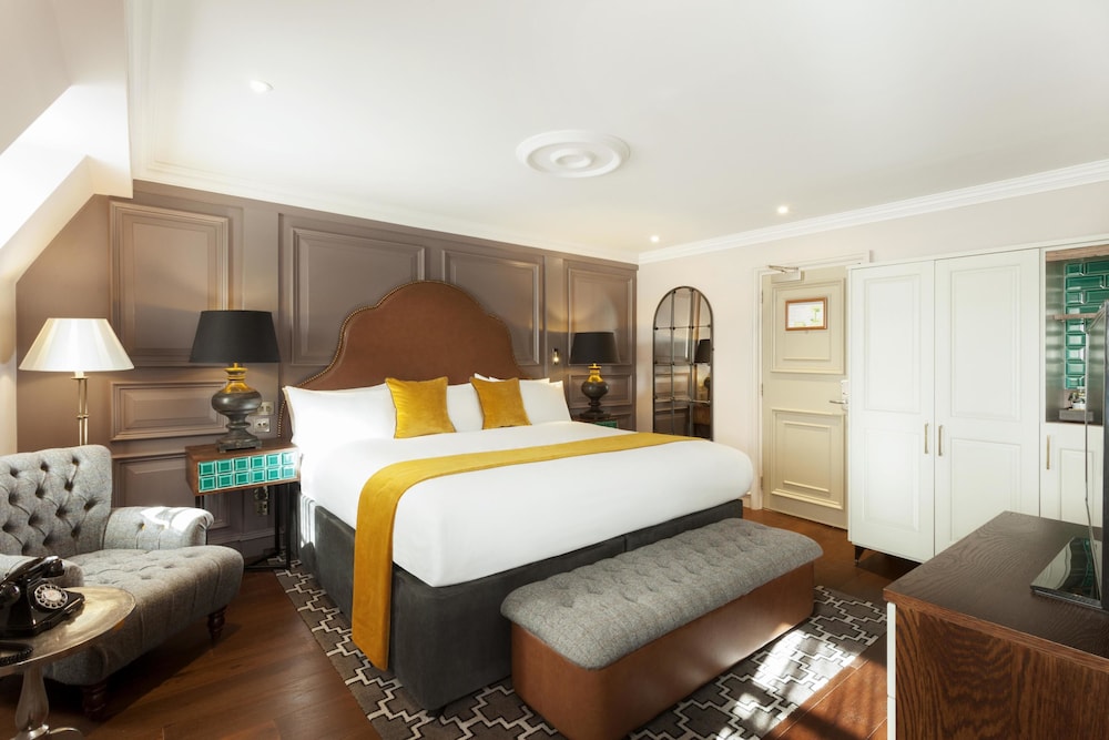 Hotel Indigo Edinburgh - Princes Street, an IHG Hotel (ex Royal British) 26/82