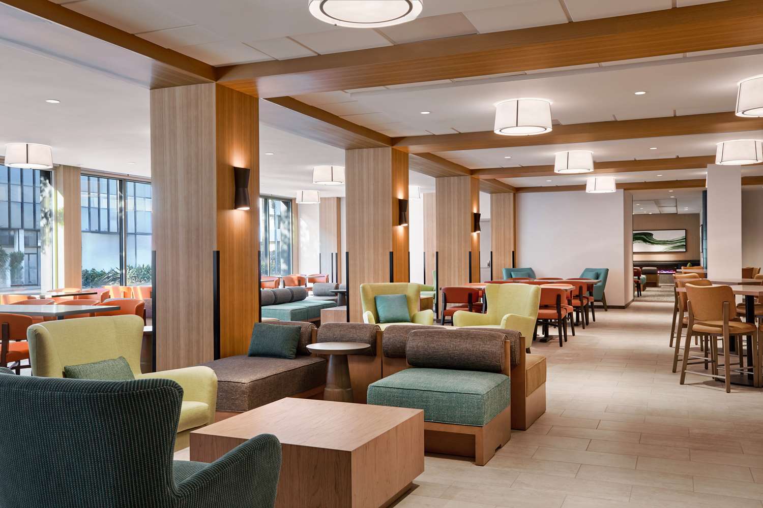 Hilton Garden Inn LAX Los Angeles Airport 48/60