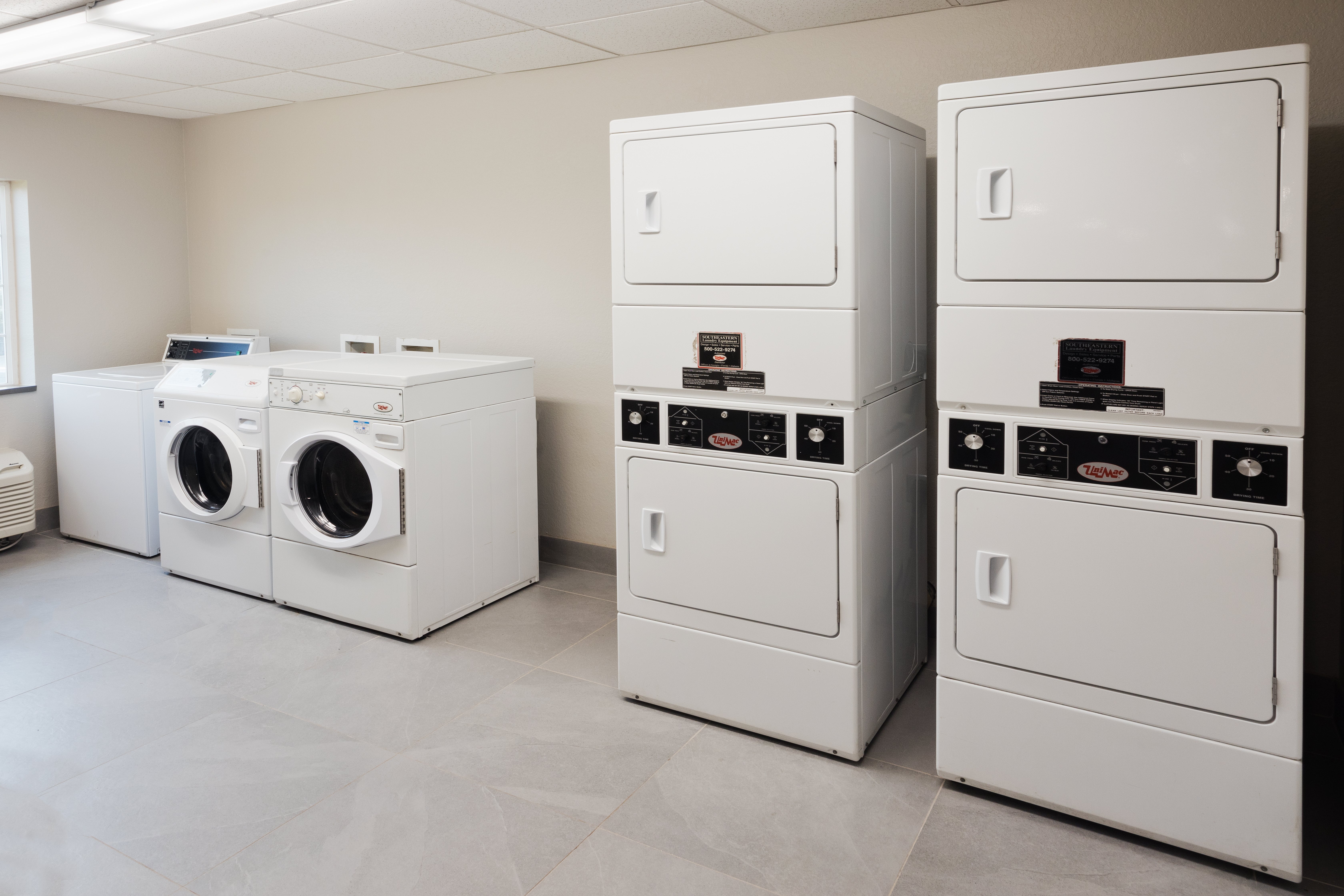 キャンドルウッド スイーツ モンゴメリー – ノース(CANDLEWOOD SUITES EASTCHASE PARK EX CANDLEWOOD SUITES MONTGOMERY NORTH) 写真5