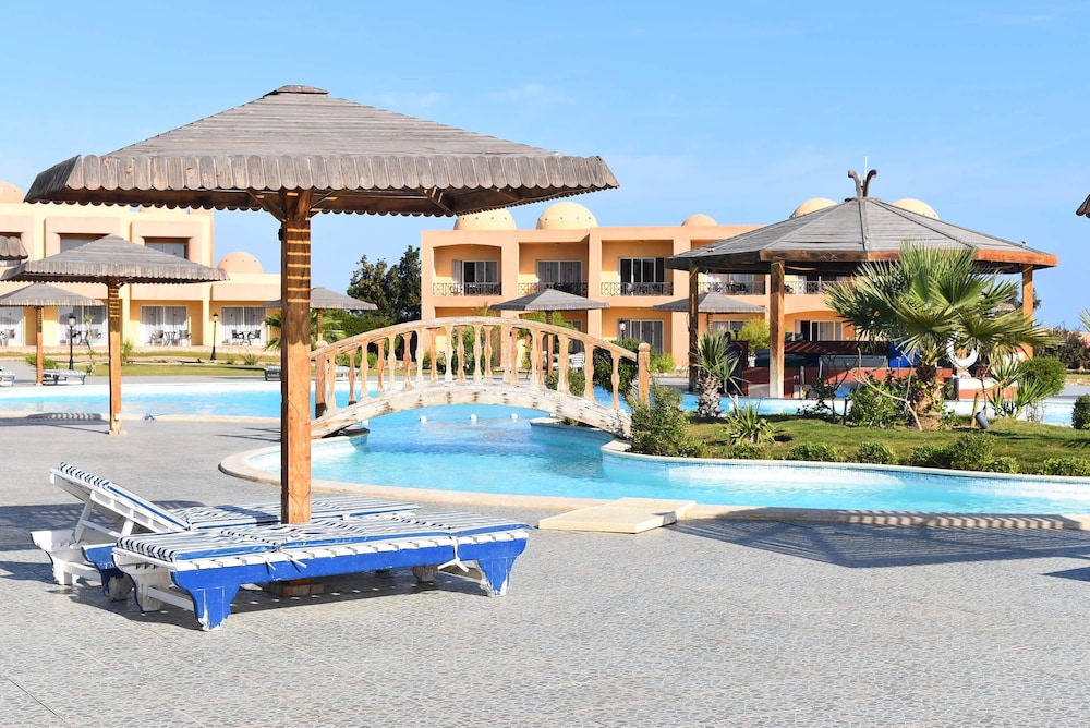 Wadi Lahmy Azur Resort 9/70